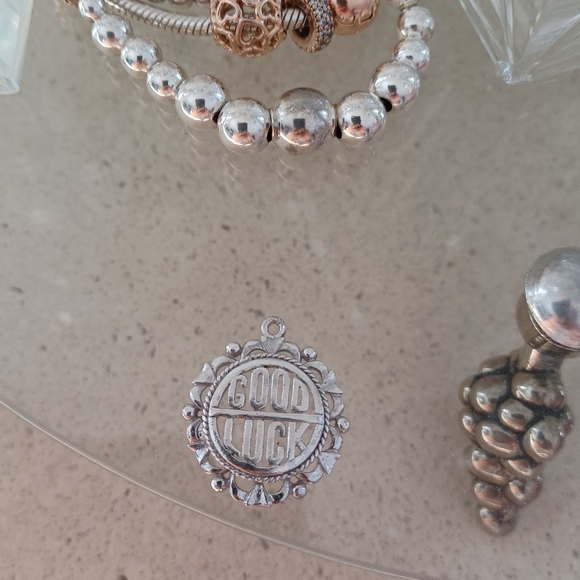 GOOD LUCK Medallion Stearling silver - Picture 9 of 11